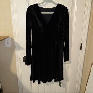 Halara new black V-neck velvet size large dress
